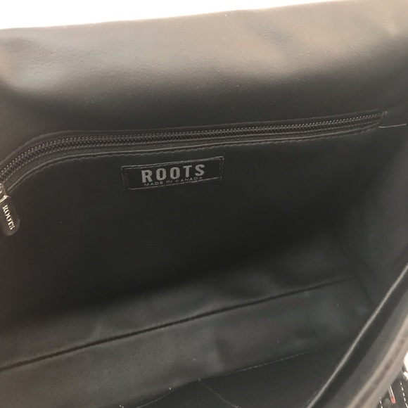 Roots Black Leather Handbag - Picture 10 of 11
